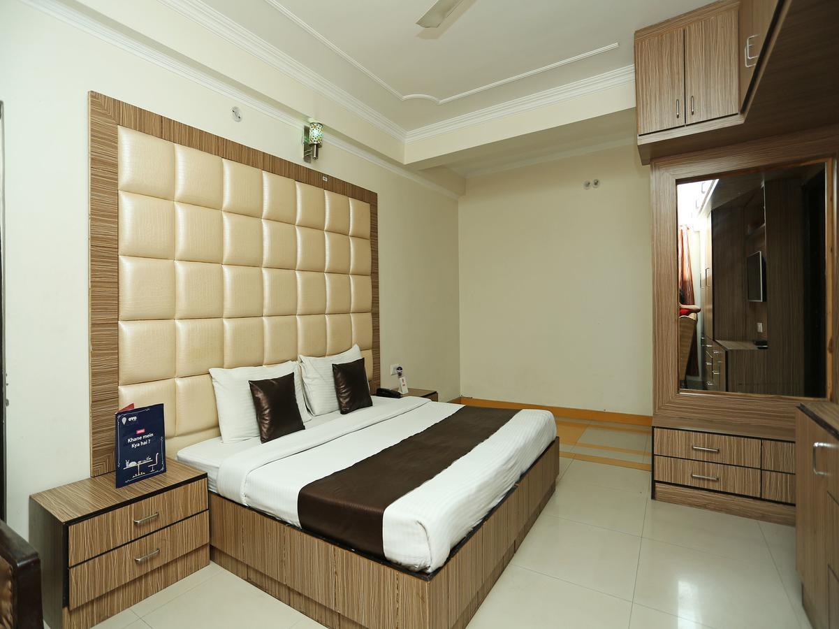 Oyo 10425 Queens Pearl Inn Dehradún Kültér fotó