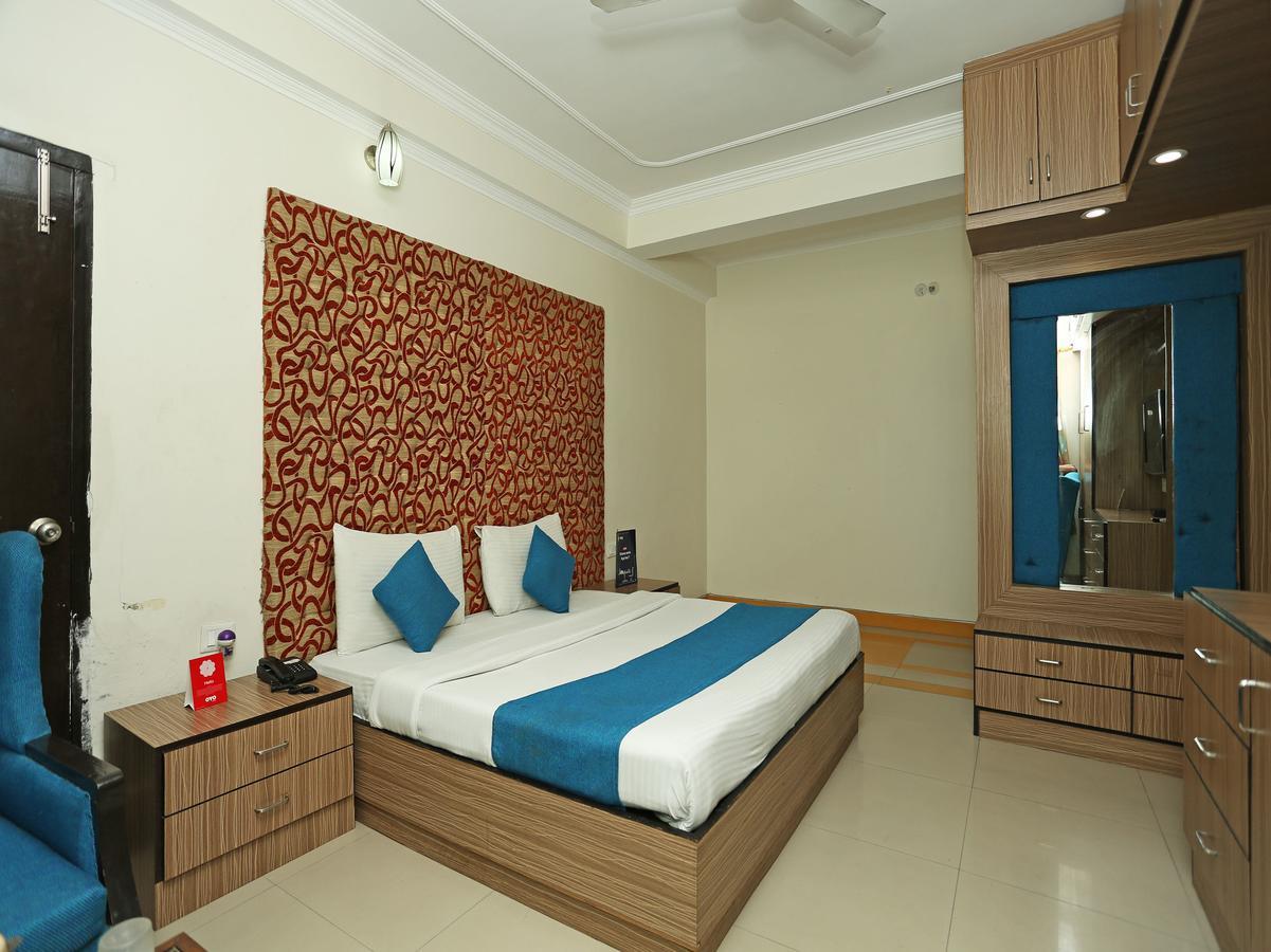 Oyo 10425 Queens Pearl Inn Dehradún Kültér fotó