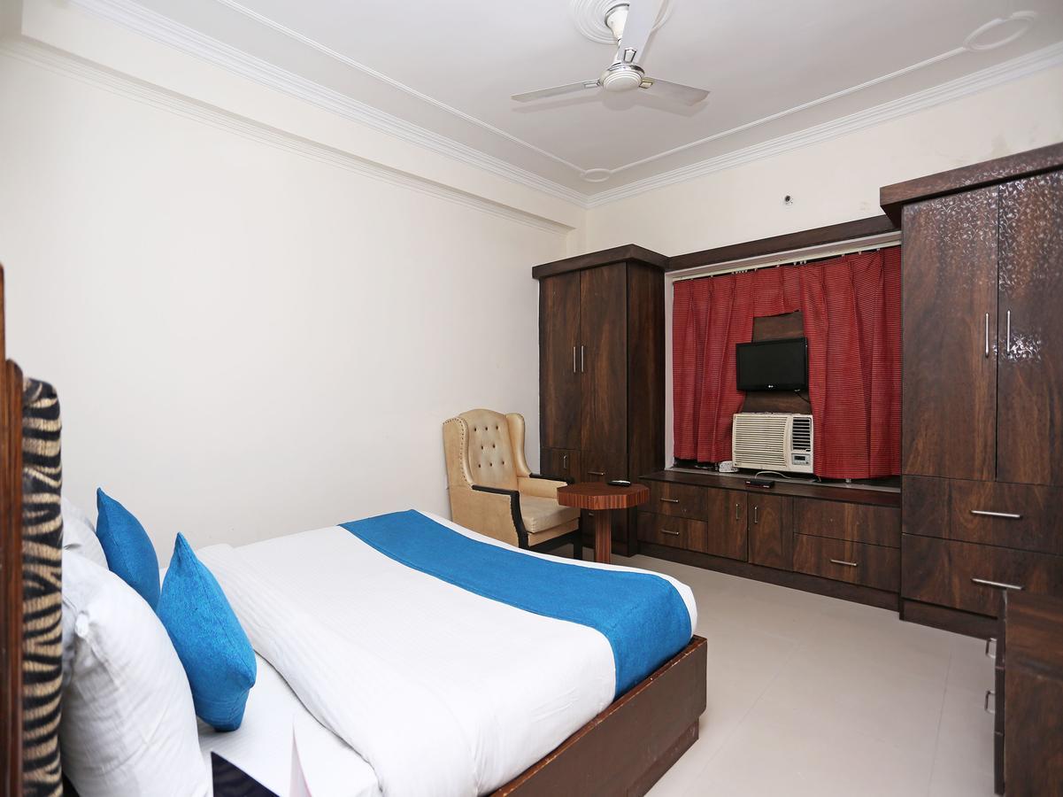 Oyo 10425 Queens Pearl Inn Dehradún Kültér fotó